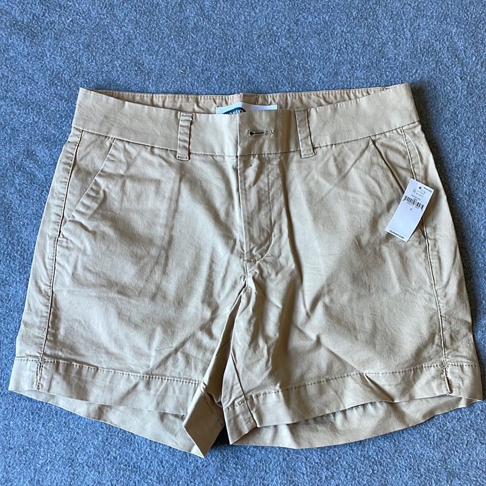 Old Navy khaki shorts